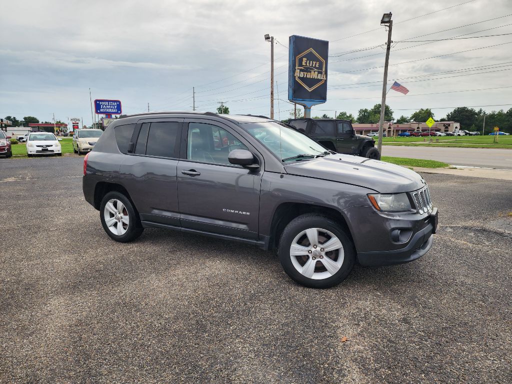 Photo 2 of this JEEP COMPASS