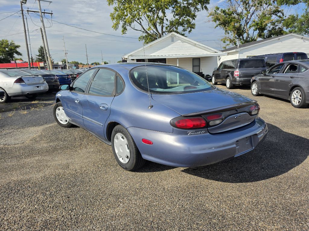 Photo 8 of this FORD TAURUS