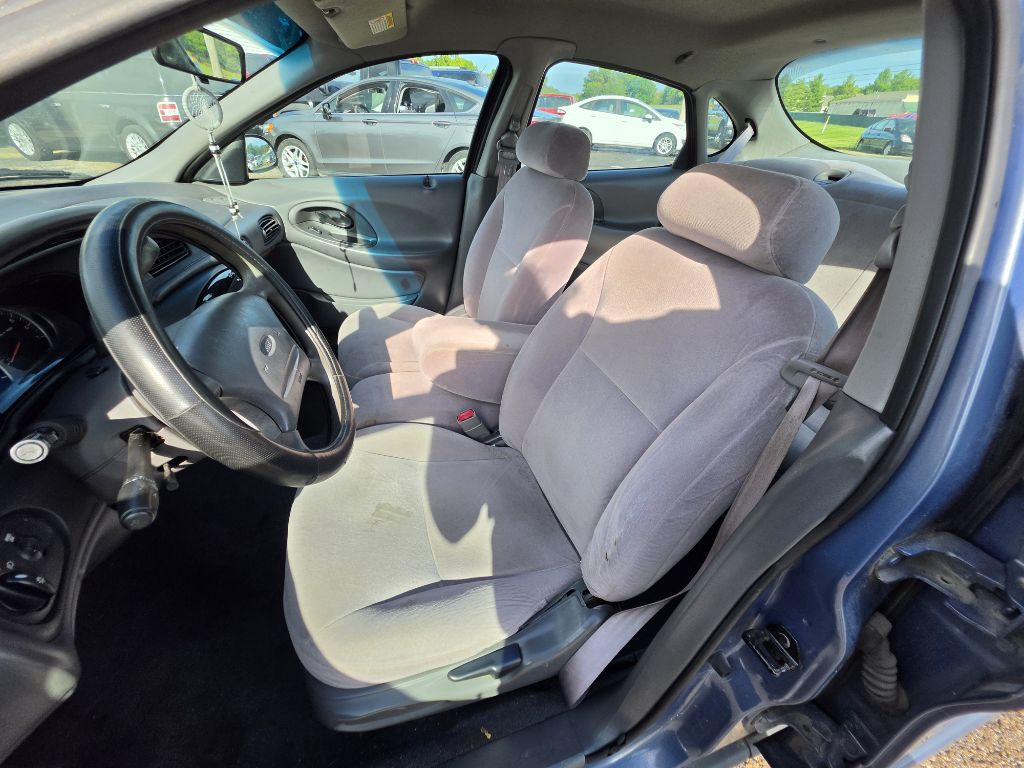 Photo 14 of this FORD TAURUS