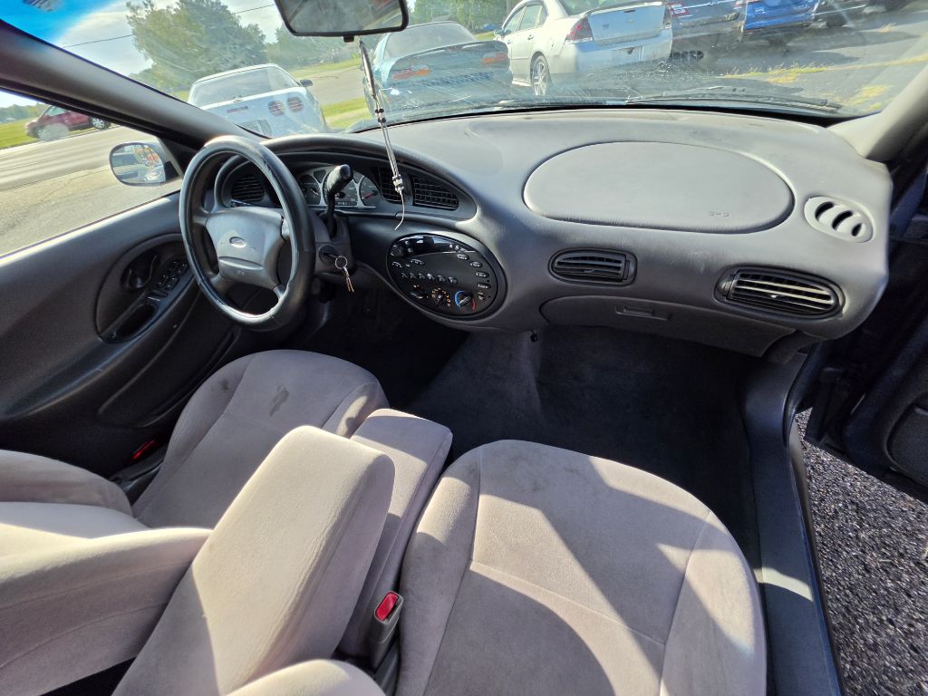 Photo 19 of this FORD TAURUS