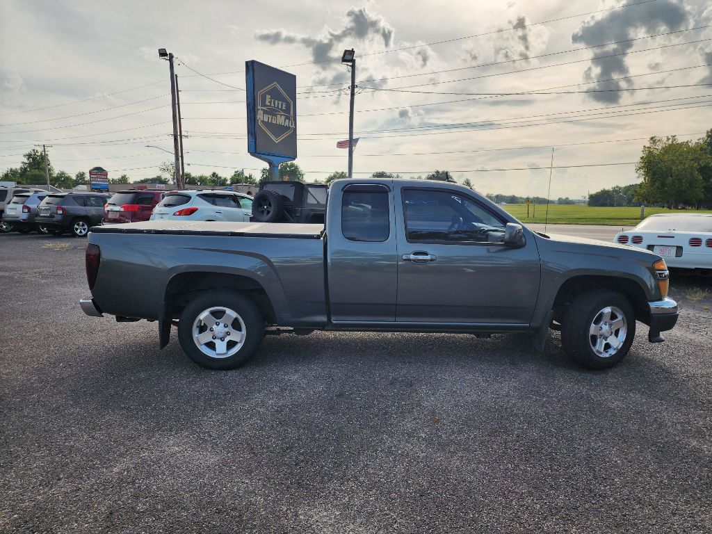 Photo 4 of this GMC CANYON