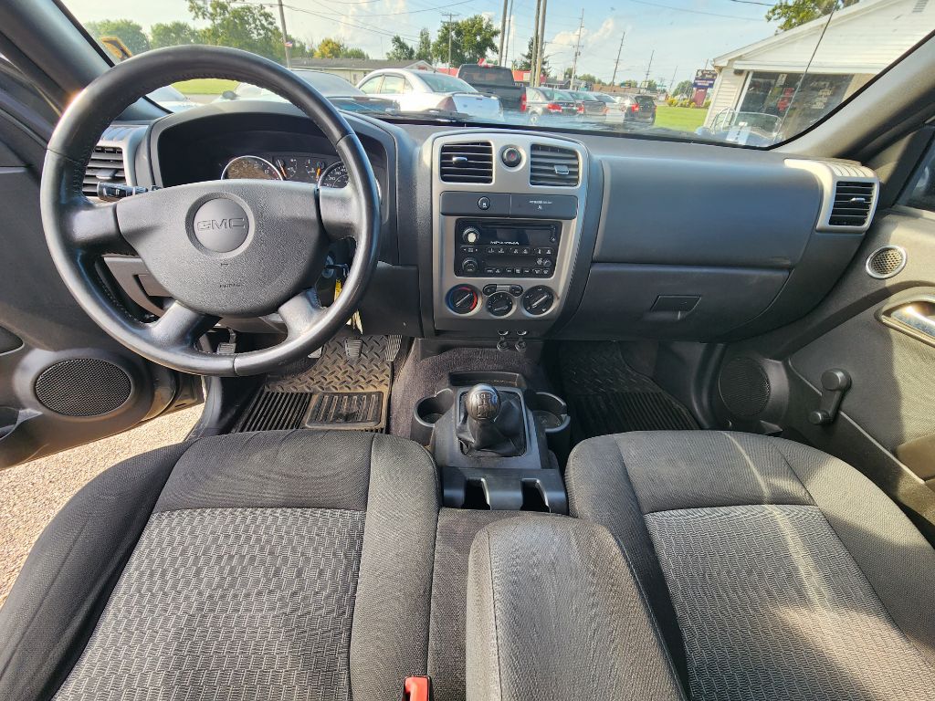 Photo 43 of this GMC CANYON