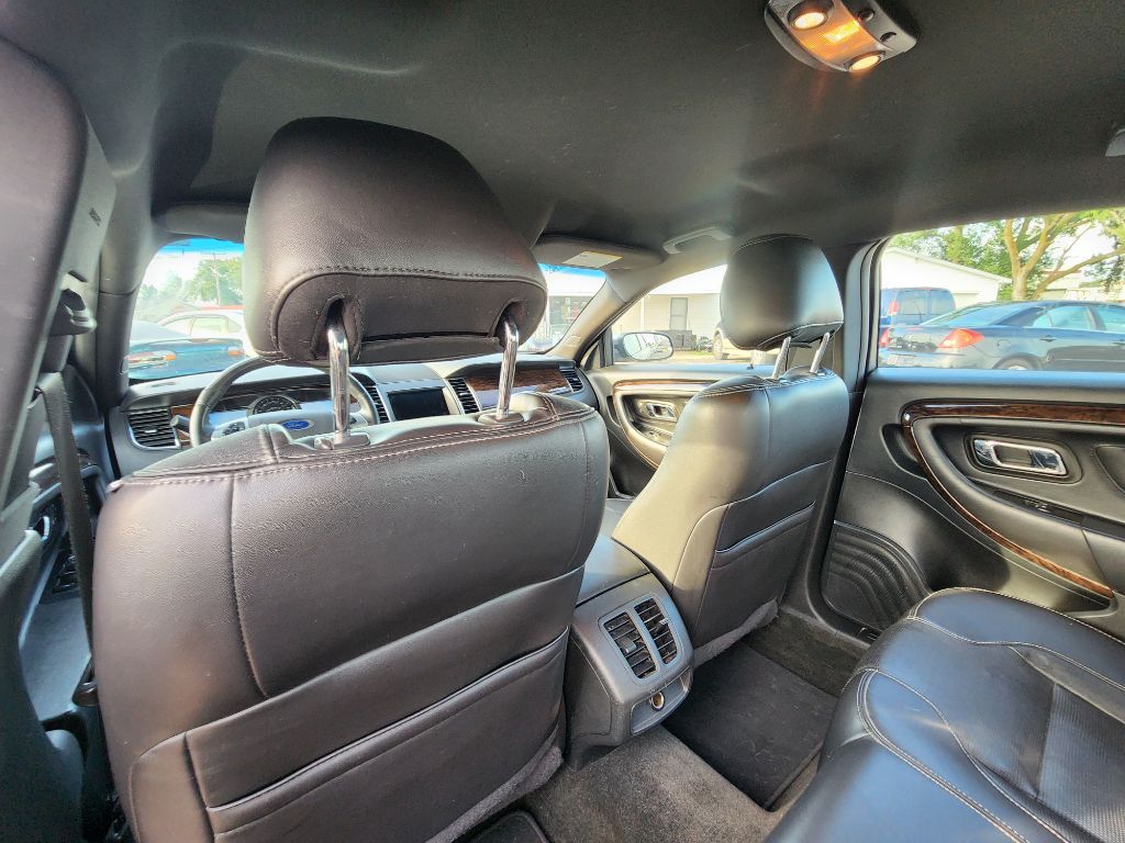 Photo 18 of this FORD TAURUS