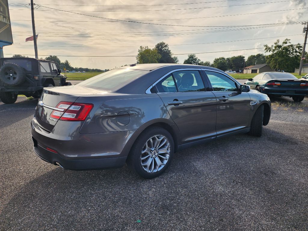 Photo 4 of this FORD TAURUS