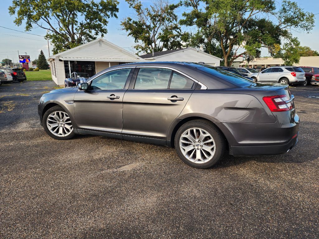 Photo 8 of this FORD TAURUS