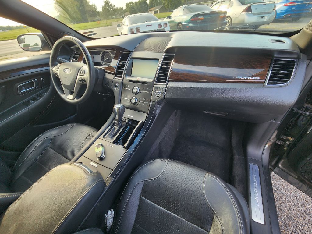 Photo 16 of this FORD TAURUS