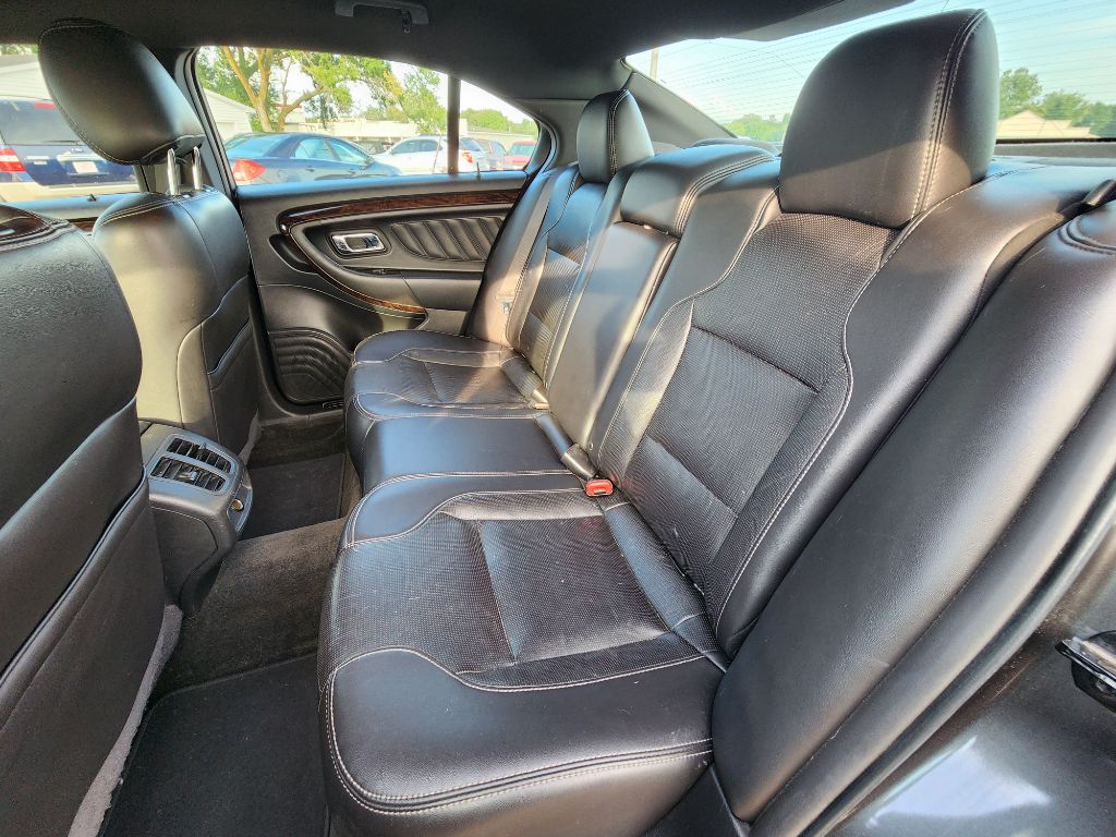 Photo 17 of this FORD TAURUS