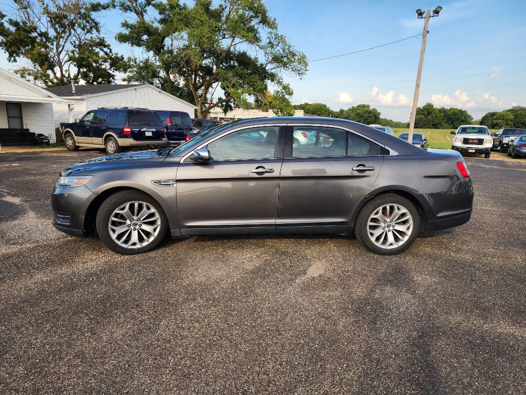 Photo 9 of this FORD TAURUS