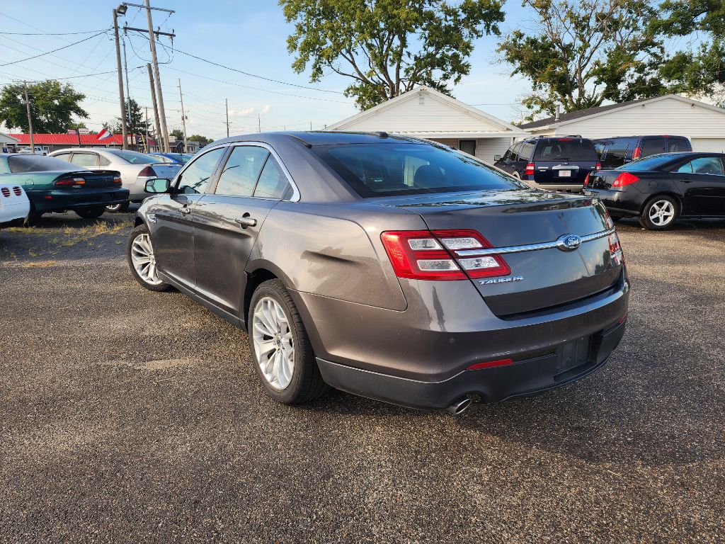 Photo 7 of this FORD TAURUS