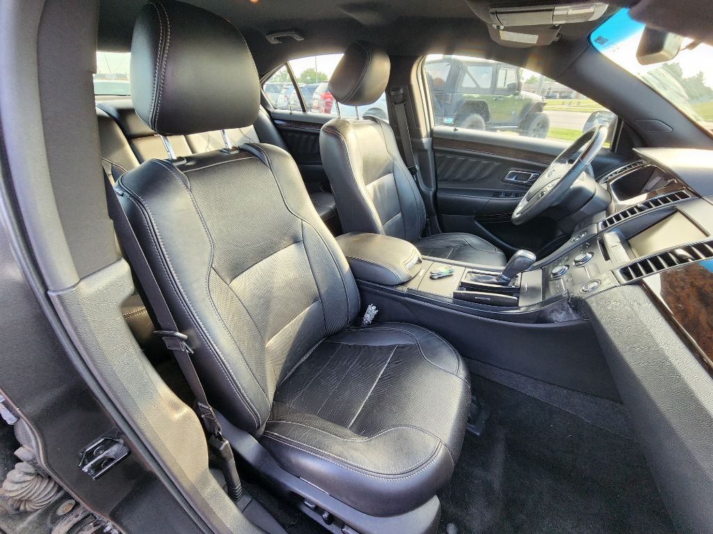Photo 15 of this FORD TAURUS