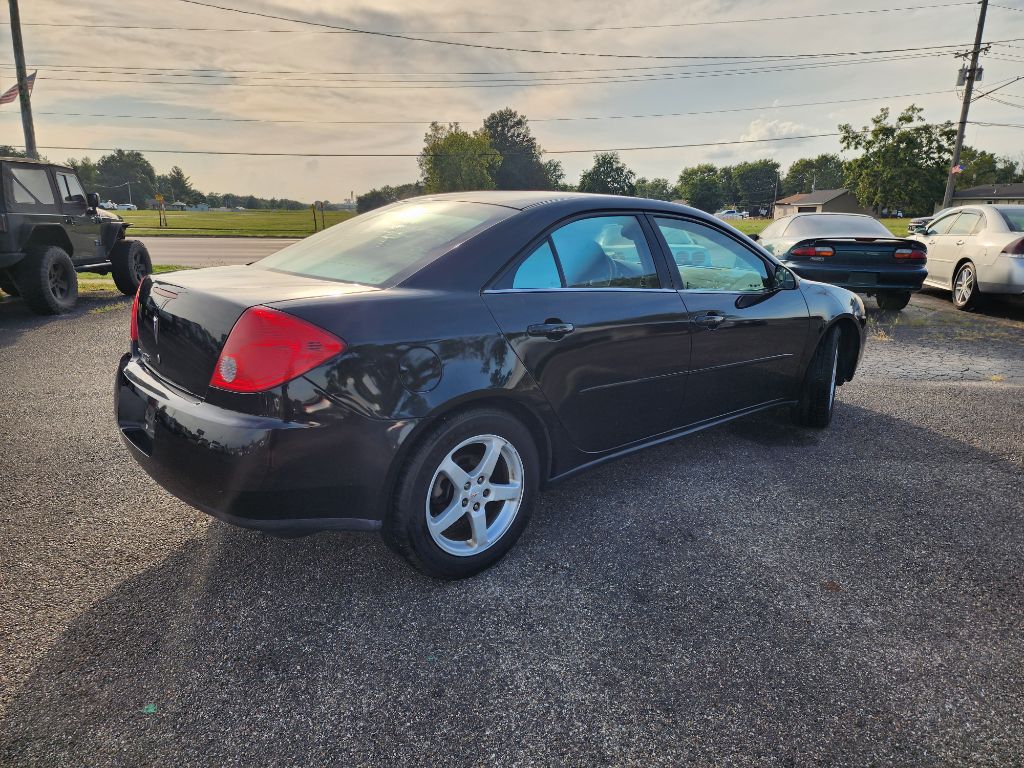Photo 3 of this PONTIAC G6