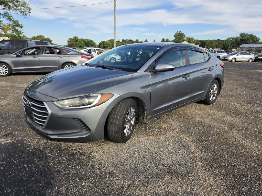 Photo 9 of this HYUNDAI ELANTRA