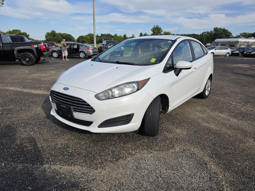 Photo 11 of this FORD FIESTA
