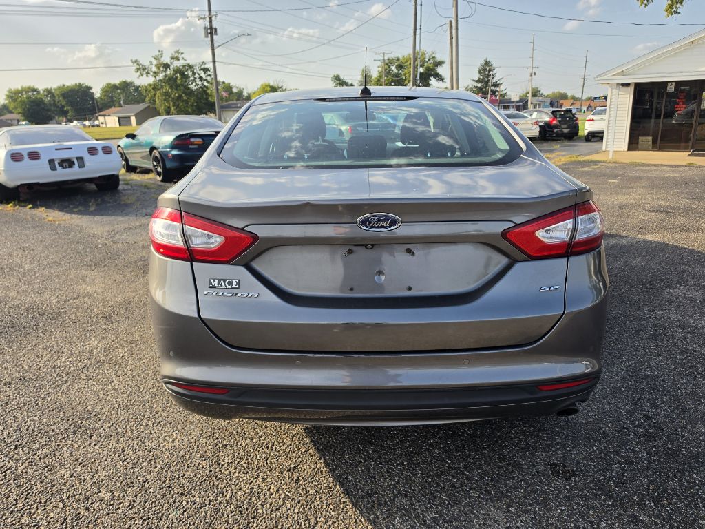 Photo 6 of this FORD FUSION