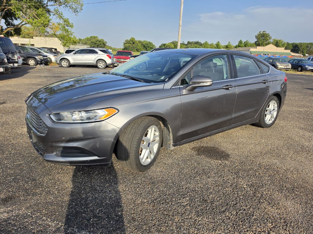 Photo 9 of this FORD FUSION