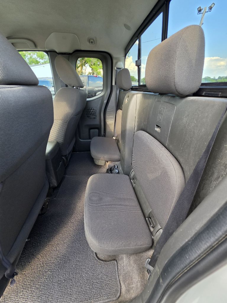 Photo 16 of this NISSAN FRONTIER