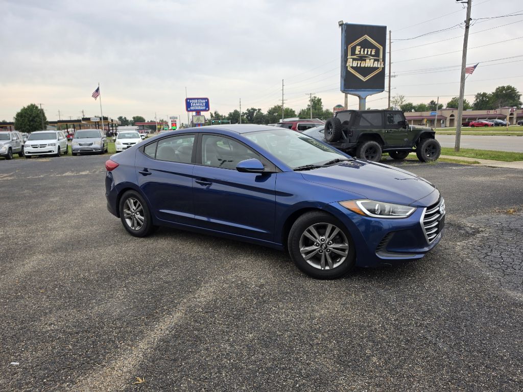Photo 2 of this HYUNDAI ELANTRA