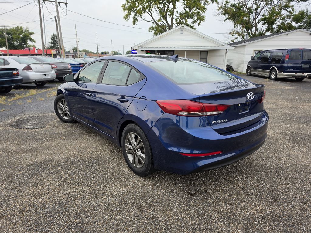 Photo 7 of this HYUNDAI ELANTRA