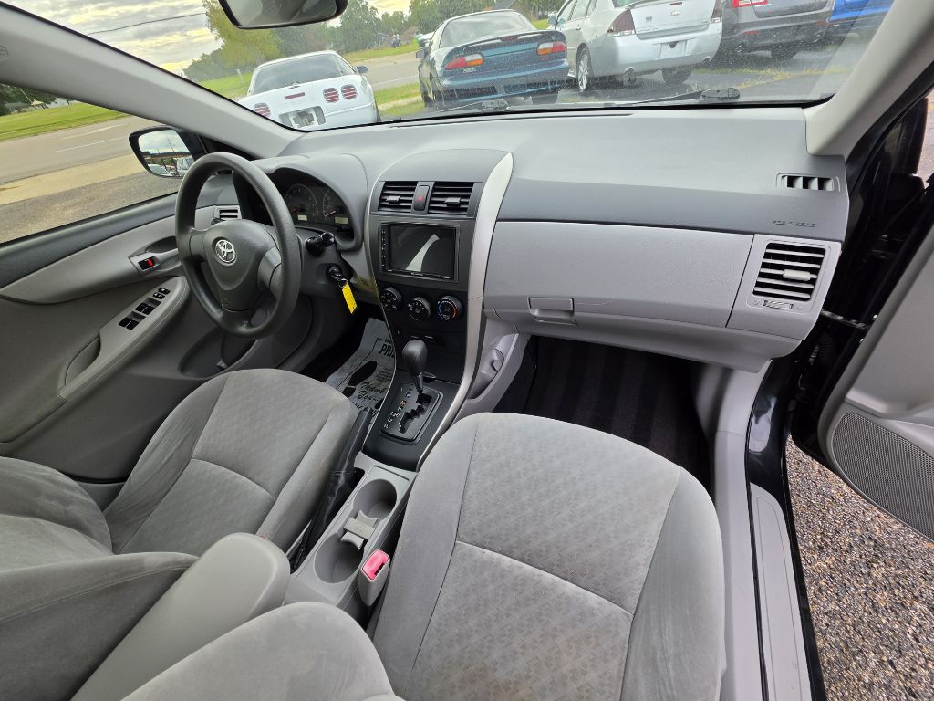 Photo 15 of this TOYOTA COROLLA