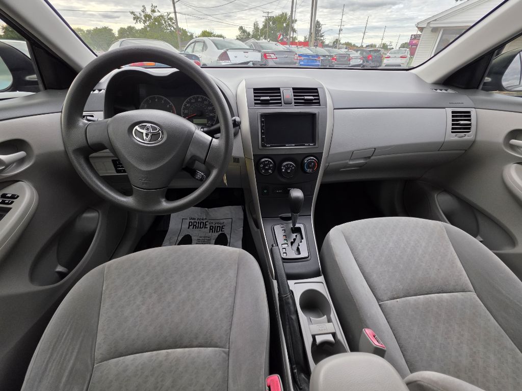 Photo 12 of this TOYOTA COROLLA