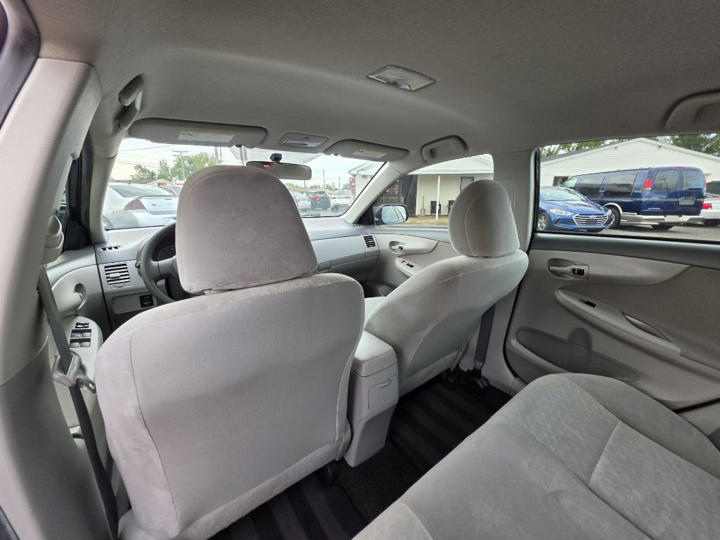 Photo 18 of this TOYOTA COROLLA