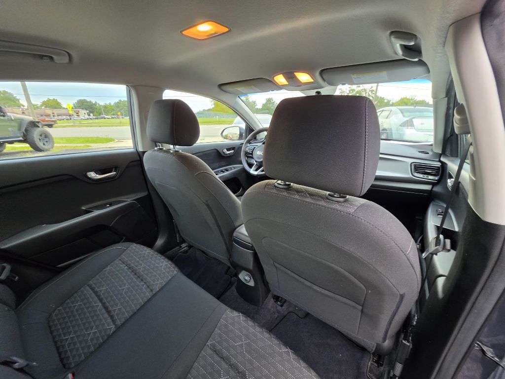 Photo 20 of this KIA RIO