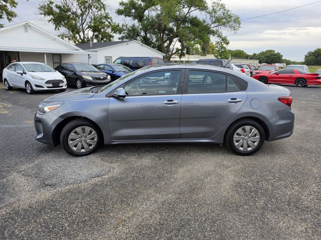Photo 9 of this KIA RIO