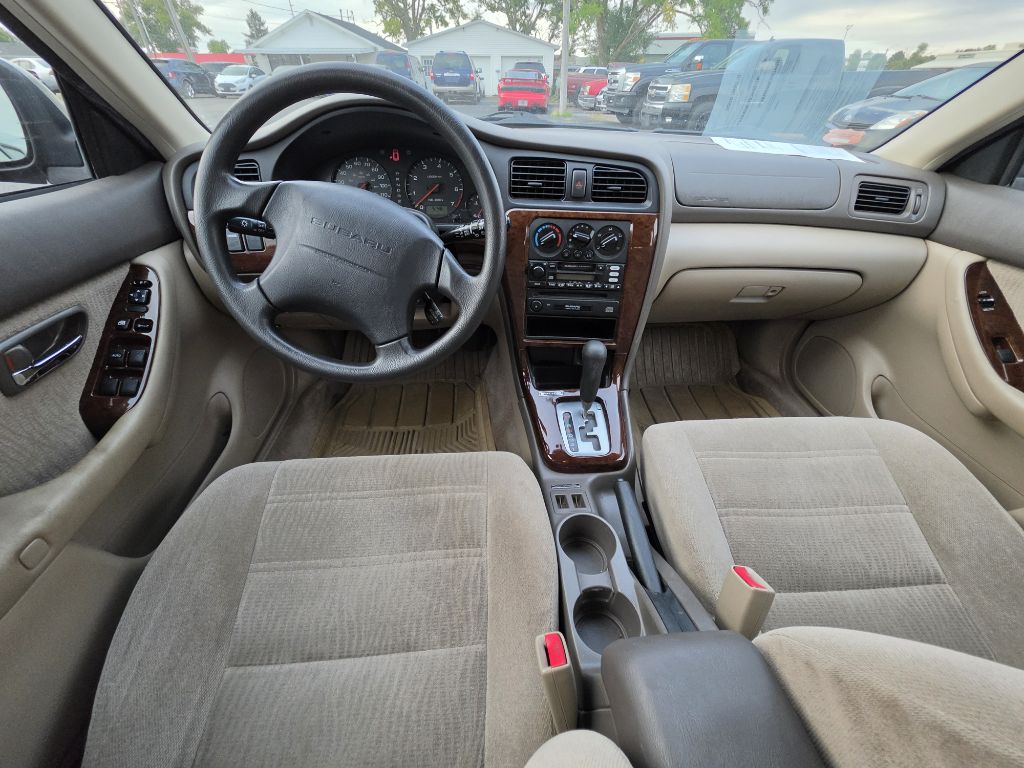 Photo 13 of this SUBARU LEGACY