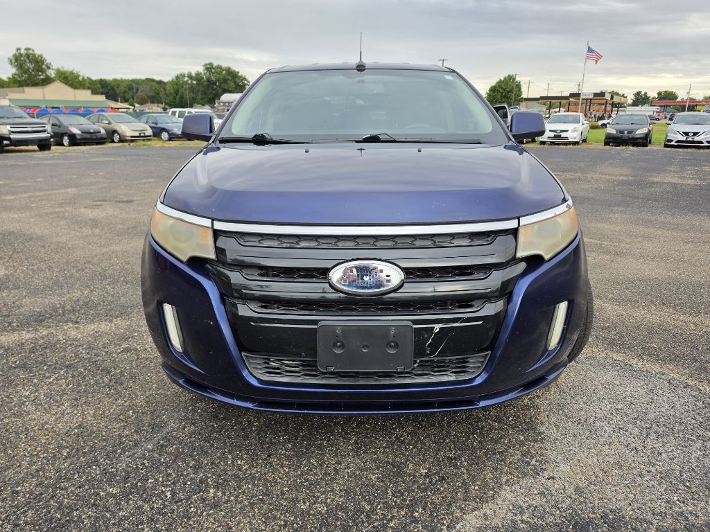 Photo 12 of this FORD EDGE