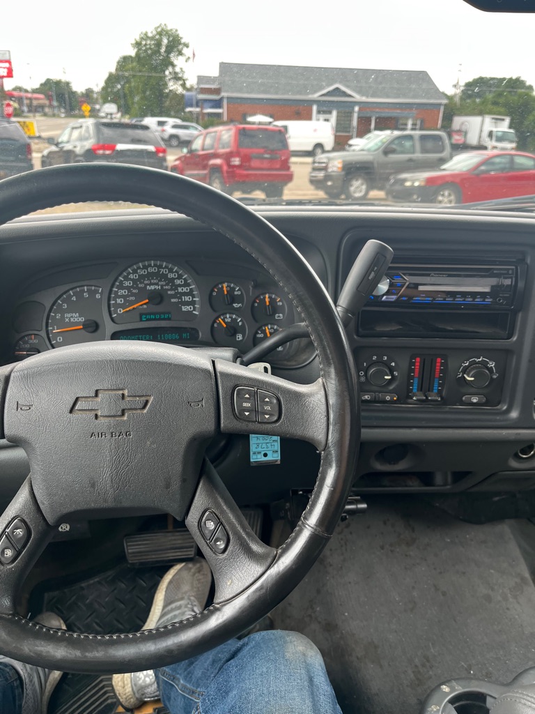 2004 Chevrolet Avalanche #14