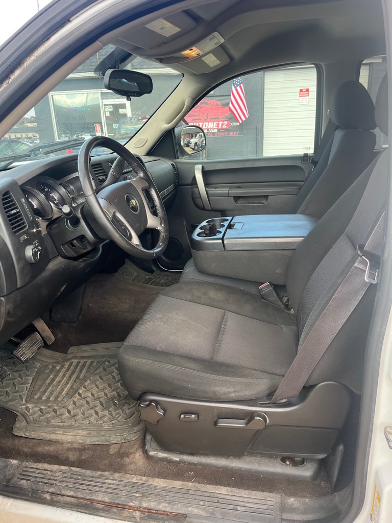 2013 Chevrolet Silverado 1500 #13