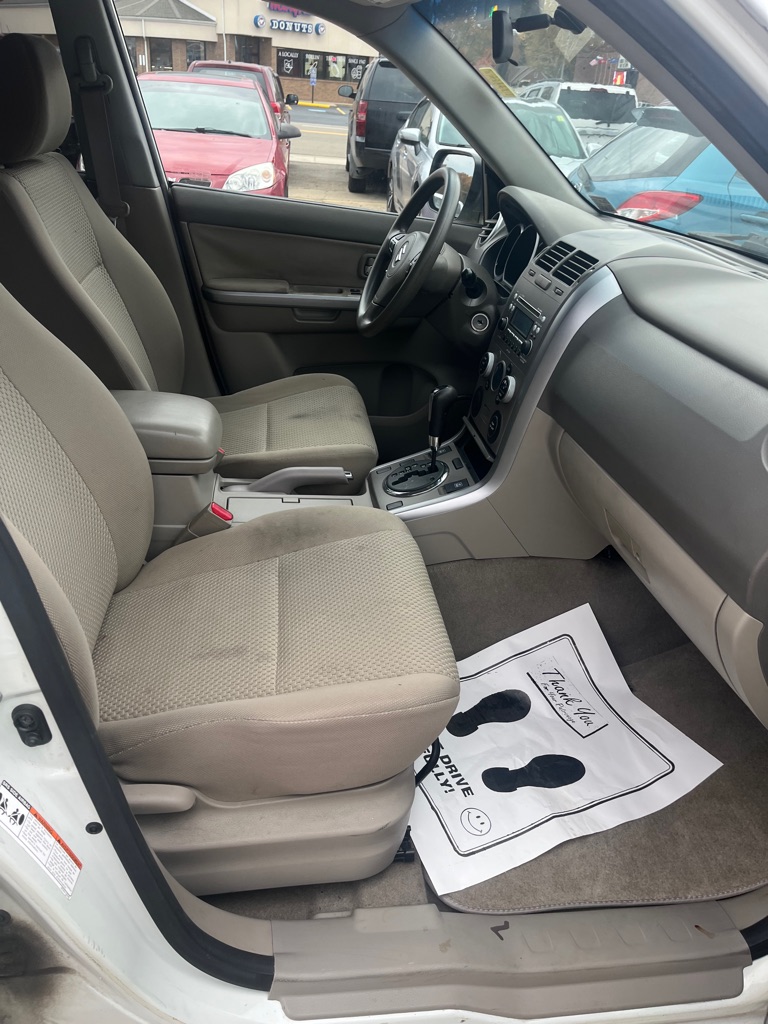 2009 Suzuki Grand Vitara #9