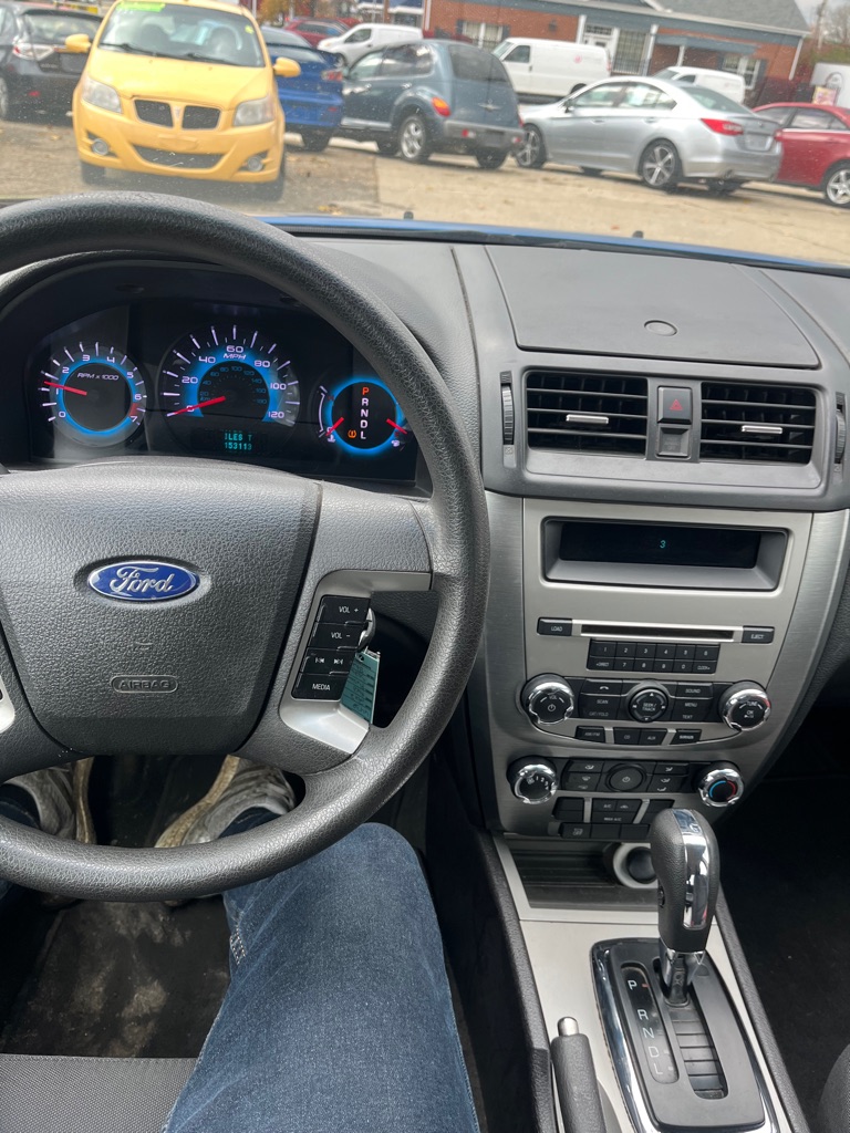 2012 Ford Fusion #14