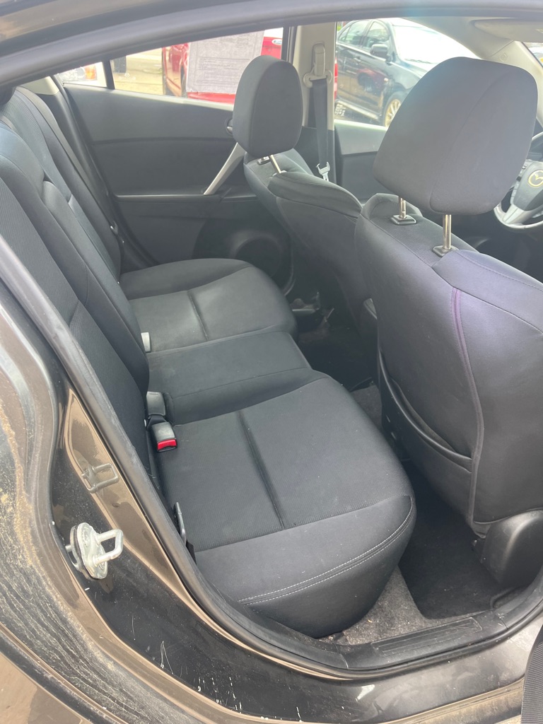 2010 Mazda MAZDA3 s Sport - Photo 10