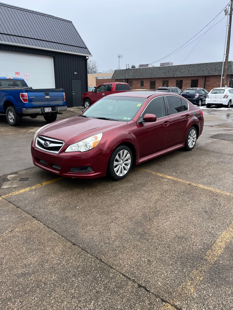 2010 Subaru Legacy 2.5i Limited CVT PZEV's photo