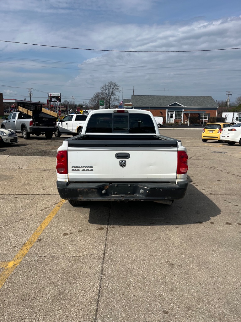 2008 Dodge Dakota #5