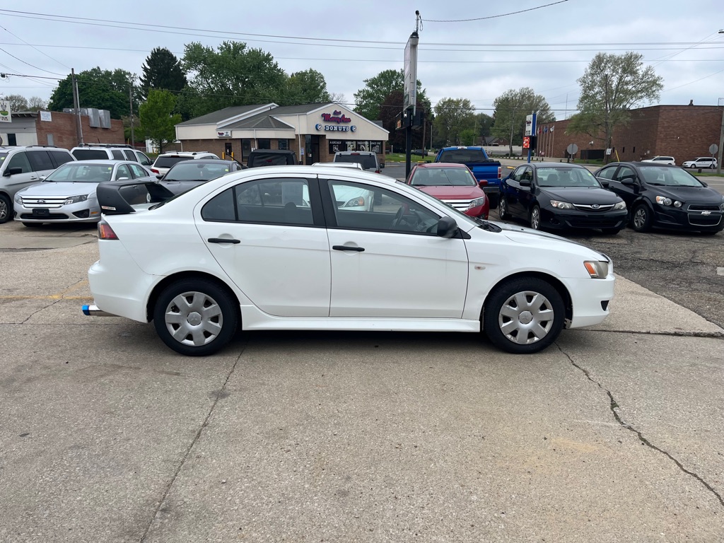 2010 Mitsubishi Lancer #3