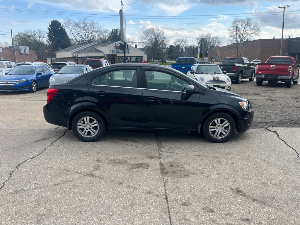 2013 Chevrolet Sonic #3