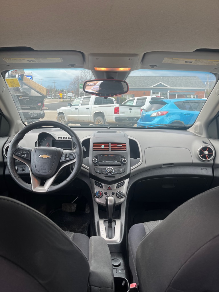 2013 Chevrolet Sonic #11