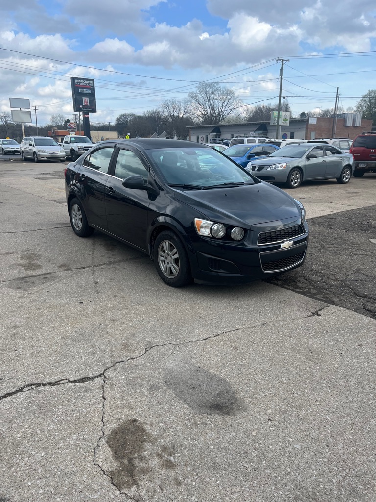 2013 Chevrolet Sonic #2
