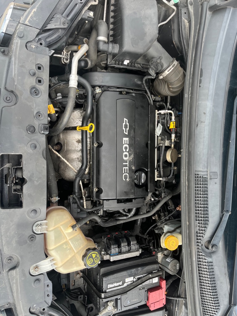 2013 Chevrolet Sonic #8