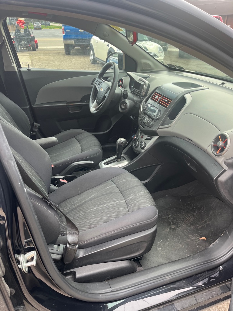2013 Chevrolet Sonic #9