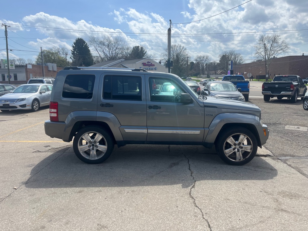 2012 Jeep Liberty #3