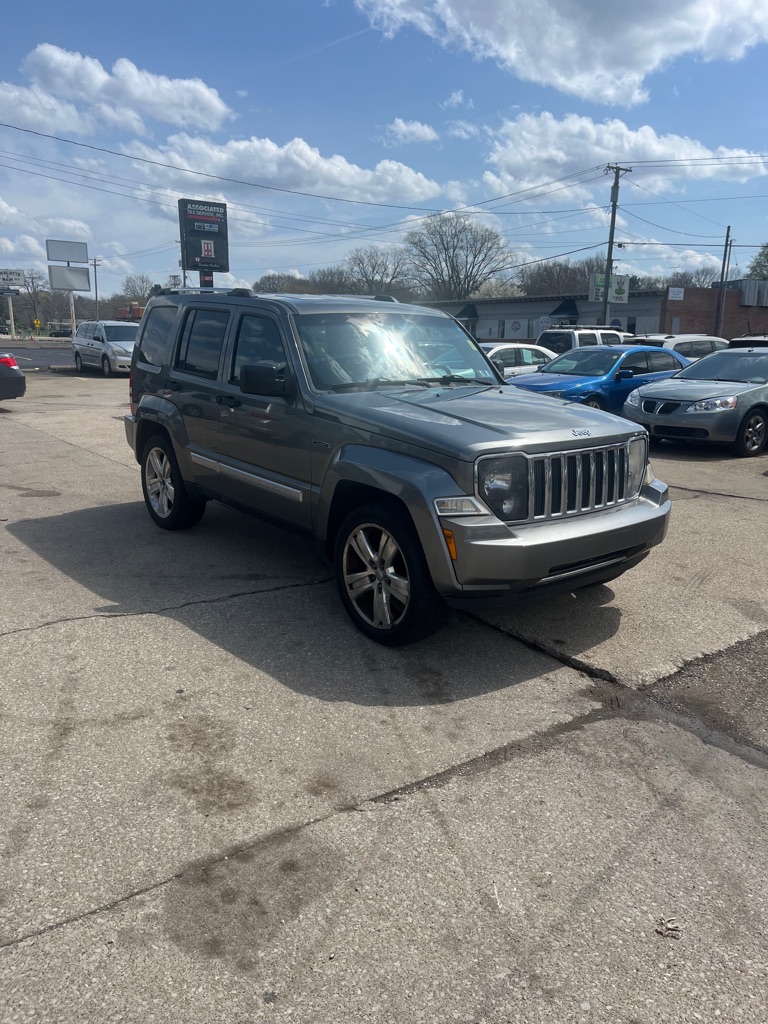 2012 Jeep Liberty #2