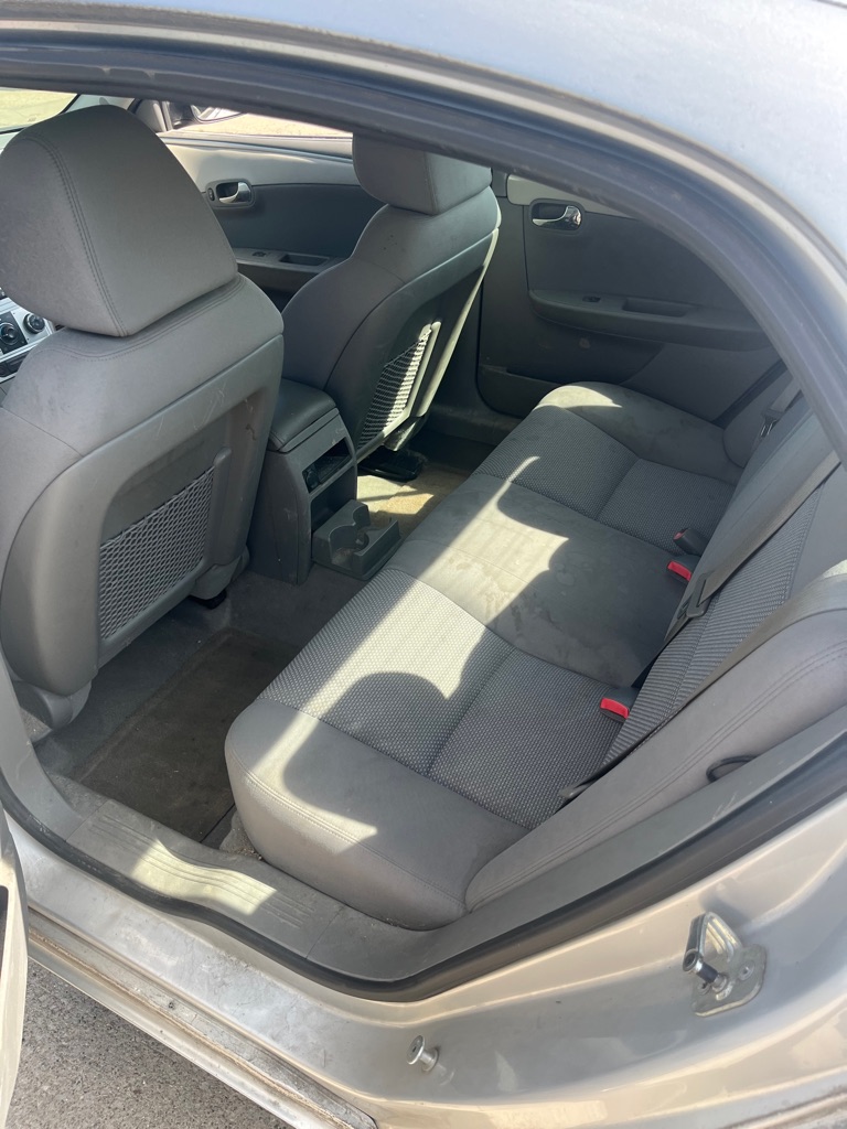 2010 Chevrolet Malibu #11