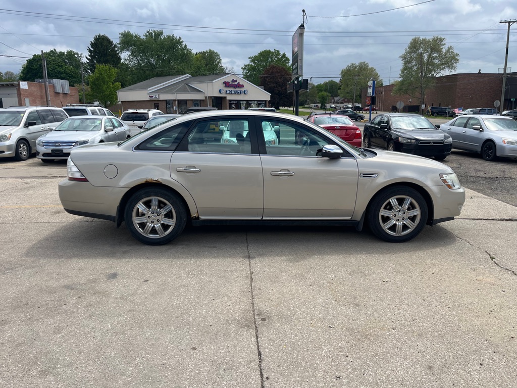 2009 Ford Taurus #3