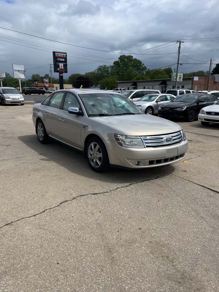 2009 Ford Taurus #2