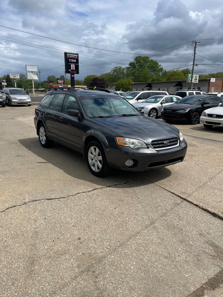 2007 Subaru Outback #2