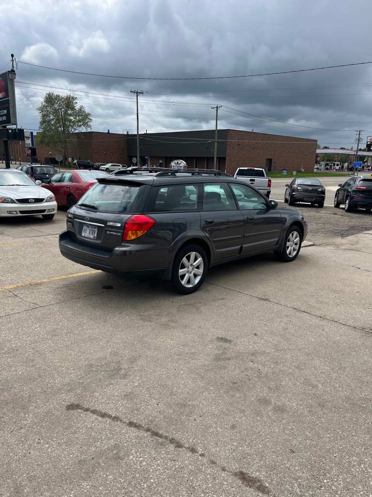 2007 Subaru Outback #4