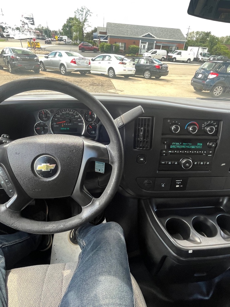 2014 Chevrolet G2500 Vans #13